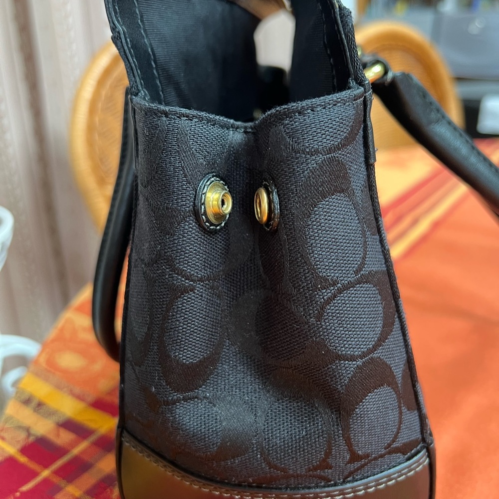 Coach satchel - Picture 14 of 16